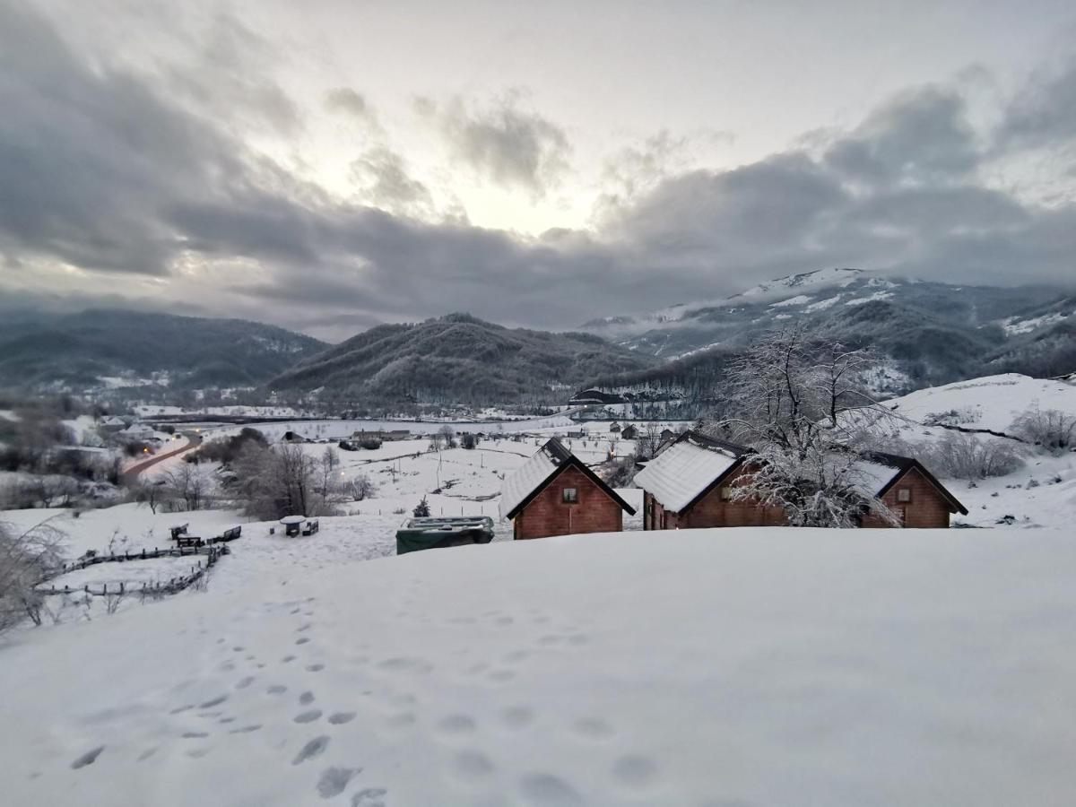 Sunny Hill Cabins Kolasin Kolašin Exterior foto